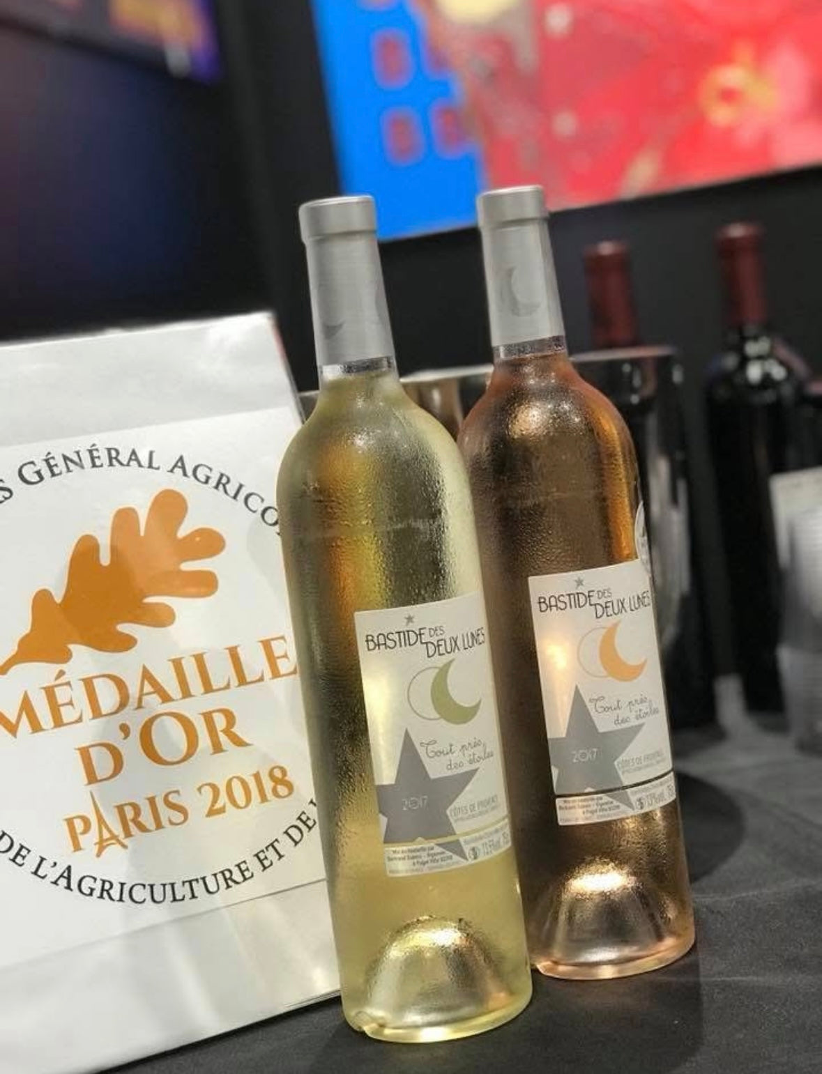 Bouteille de blanc domaine des deux lunes
